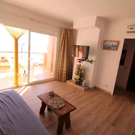 Apartment De Tres Vistas Al Mar - Hisp-288-58 Empuriabrava